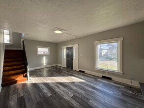 639 Maryland Ave SW in Canton, OH - Building Photo - Building Photo