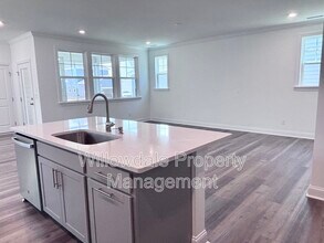 909 Crossbill Dr in Knightdale, NC - Building Photo - Building Photo