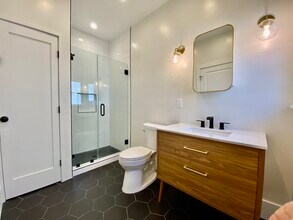 3705 Arlington Ave in Los Angeles, CA - Building Photo - Building Photo