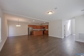 44 Maple Leaf Dr in Lincoln, AL - Building Photo - Building Photo