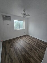 23149 Biggs Ln, Unit Bottom floor in Canyon Lake, CA - Foto de edificio - Building Photo