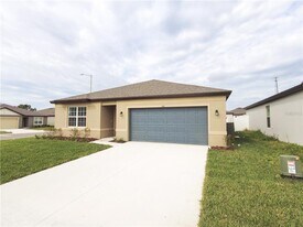 514 Citrus Isle Blvd in Davenport, FL - Building Photo