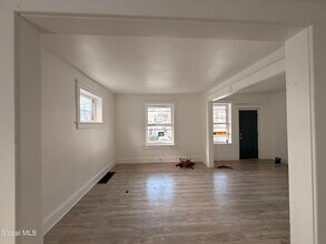 21-23-23 Jackson St in Amsterdam, NY - Building Photo - Building Photo