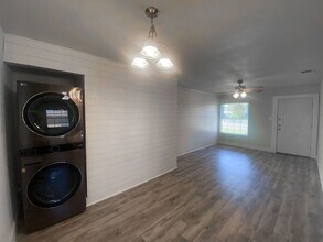 2457 Cincinnati Ave in San Antonio, TX - Building Photo - Building Photo