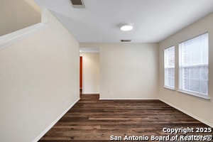 827 Clover Creek in San Antonio, TX - Building Photo - Building Photo