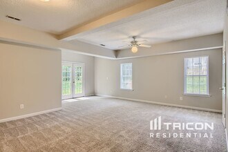 219 Cobblestone Cove in Sharpsburg, GA - Building Photo - Building Photo