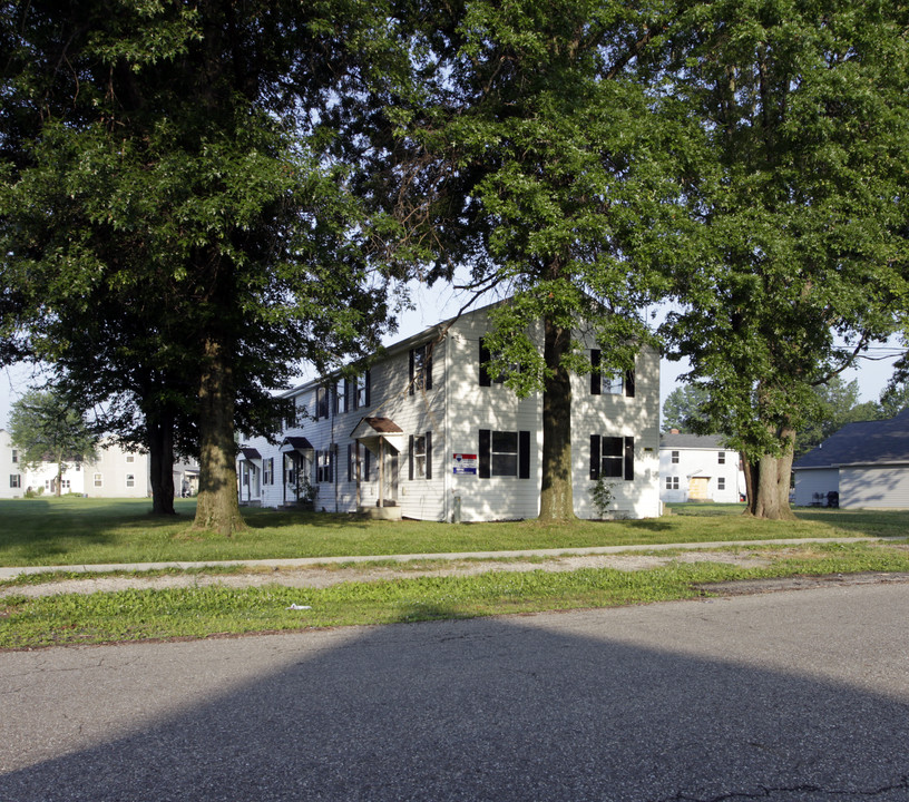 9053 Maple Grove in Windham, OH - Building Photo