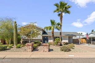 8308 E Valley View Rd in Scottsdale, AZ - Building Photo
