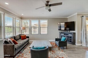 19777 N 76th St, Unit 2175 in Scottsdale, AZ - Building Photo