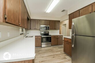 52 Melodie Ln in DeLand, FL - Building Photo - Building Photo