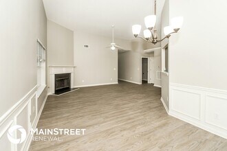 987 Brisley Cir in Hampton, GA - Building Photo - Building Photo