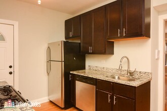 4040 N Ashland Ave, Unit M01B in Chicago, IL - Building Photo - Building Photo