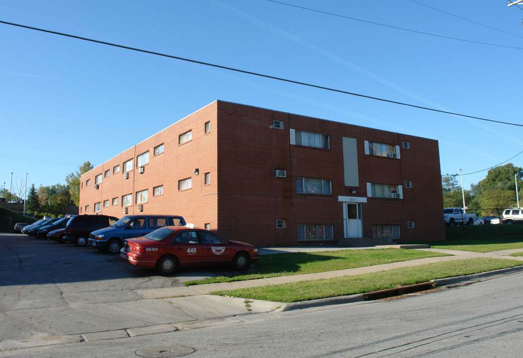 3031 Burt St in Omaha, NE - Foto de edificio