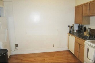 15 Aberdeen St, Unit 2 in Boston, MA - Building Photo - Building Photo