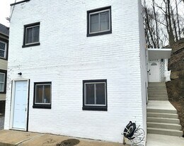 909 Harmony Ave in New Brighton, PA - Building Photo