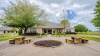 Residences on Stillhouse Road in Paris, TX - Building Photo - Building Photo