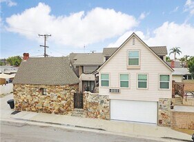 108 E Date St in Brea, CA - Building Photo