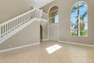 6325 Spring Lake Terrace in Fort Pierce, FL - Building Photo - Building Photo