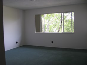 7300 Boris Ct in Rohnert Park, CA - Building Photo - Building Photo