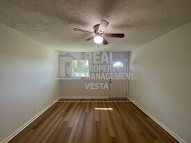 693-697 Bowman St in Macon, GA - Building Photo