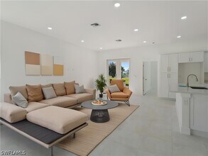 506 Trinity St E in Lehigh Acres, FL - Building Photo - Building Photo