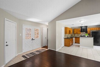 2922 Whetrock Ln in Sugar Land, TX - Building Photo - Building Photo