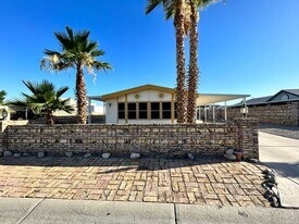 13580 E 48th Dr in Yuma, AZ - Building Photo