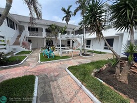 2115 N Ocean Blvd in Fort Lauderdale, FL - Building Photo