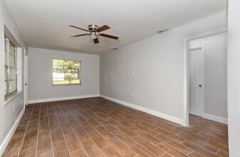 4610 Barley St in Orlando, FL - Building Photo - Building Photo