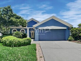 1345 Brooke View Dr in Odessa, FL - Building Photo