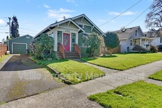 2350 Cottage St SE in Salem, OR - Building Photo - Building Photo