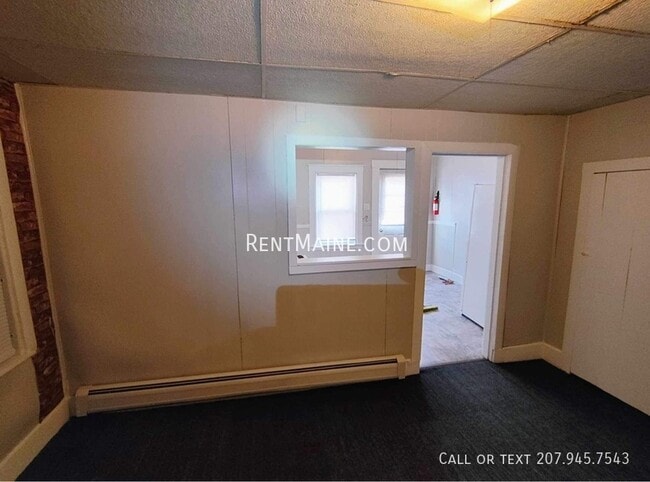 124 York St, Unit 7 in Bangor, ME - Building Photo - Building Photo