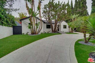 3915 Coldwater Canyon Ave in Los Angeles, CA - Building Photo - Building Photo