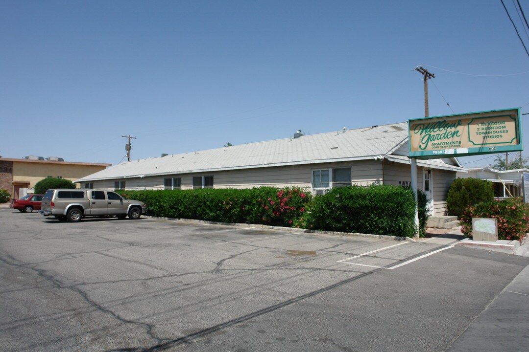 Willow Garden in Las Vegas, NV - Building Photo