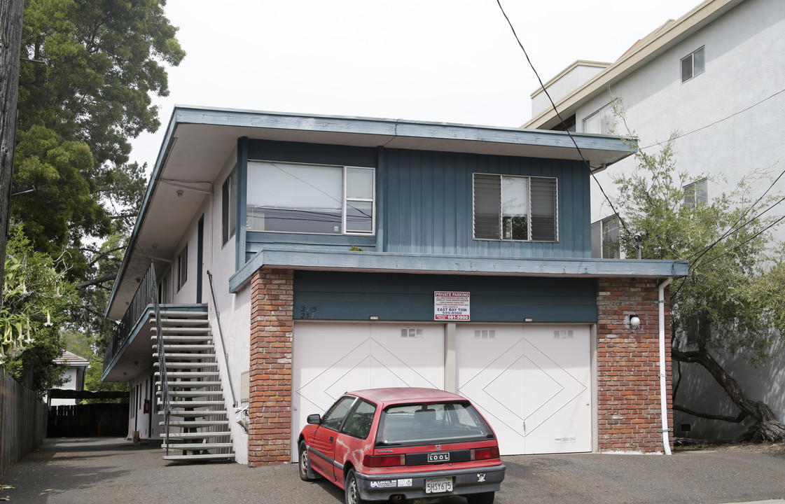 2317 Webster St in Berkeley, CA - Building Photo