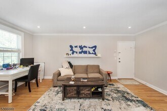 378 Claremont Ave in Montclair, NJ - Building Photo - Building Photo