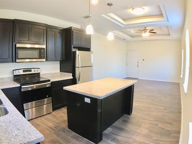 512 Downing Ave-Unit -Apt 1 in Edinburg, TX - Building Photo - Building Photo