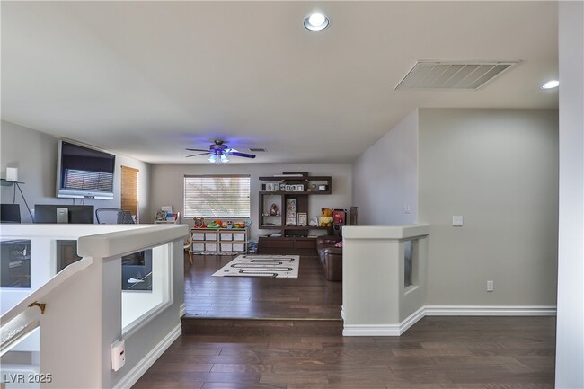 property at 595 Campus Oaks Ct