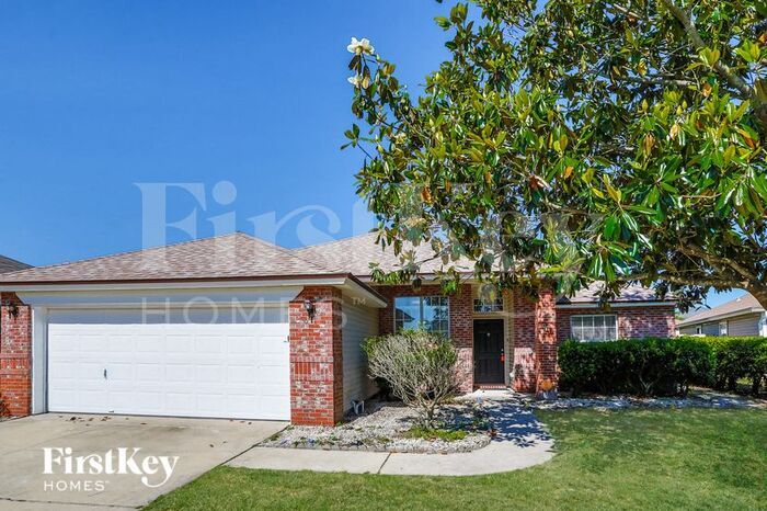 510 Fallen Timbers Dr in Orange Park, FL - Foto de edificio
