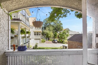 933 Spaight St in Madison, WI - Building Photo - Building Photo