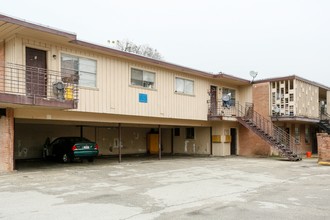 Globe Apartments in Houston, TX - Foto de edificio - Building Photo