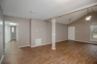 21039 Settlers Valley Dr in Katy, TX - Foto de edificio - Building Photo