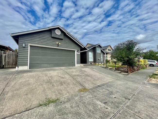 1353 SE 71st Ct