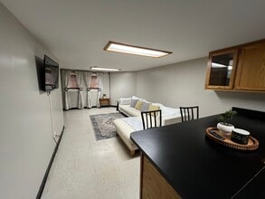 4818 N Moody Ave in Chicago, IL - Building Photo - Building Photo