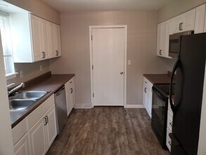 2304 Hastings in Columbia, MO - Building Photo - Building Photo