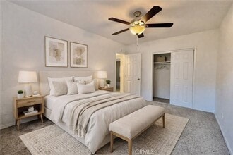 1810 W Sallie Ln, Unit E in Anaheim, CA - Foto de edificio - Building Photo