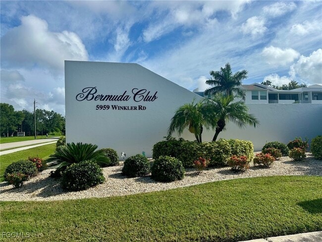 property at 5959 Winkler Rd