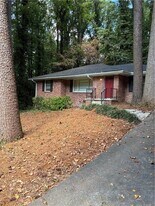 1767 Rosalind Dr NE in Atlanta, GA - Building Photo