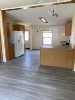 12 1st St in Kenduskeag, ME - Building Photo