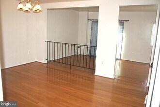 7438 Ardglass Dr in Lorton, VA - Building Photo - Building Photo